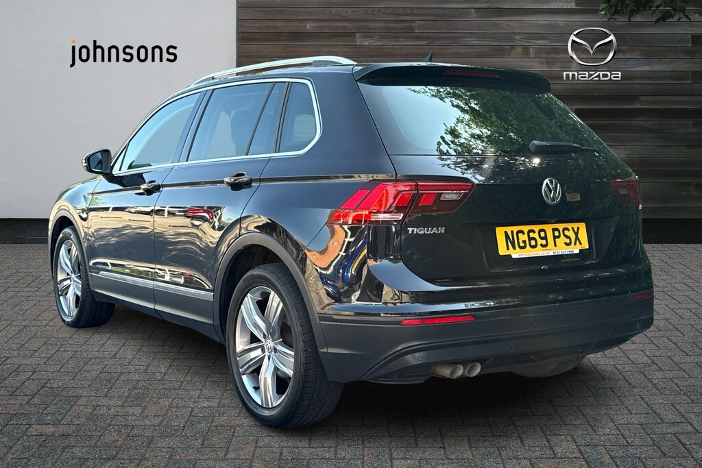 Volkswagen Tiguan 2.0 Tdi 150 Match Dsg NG69PSX Black #2