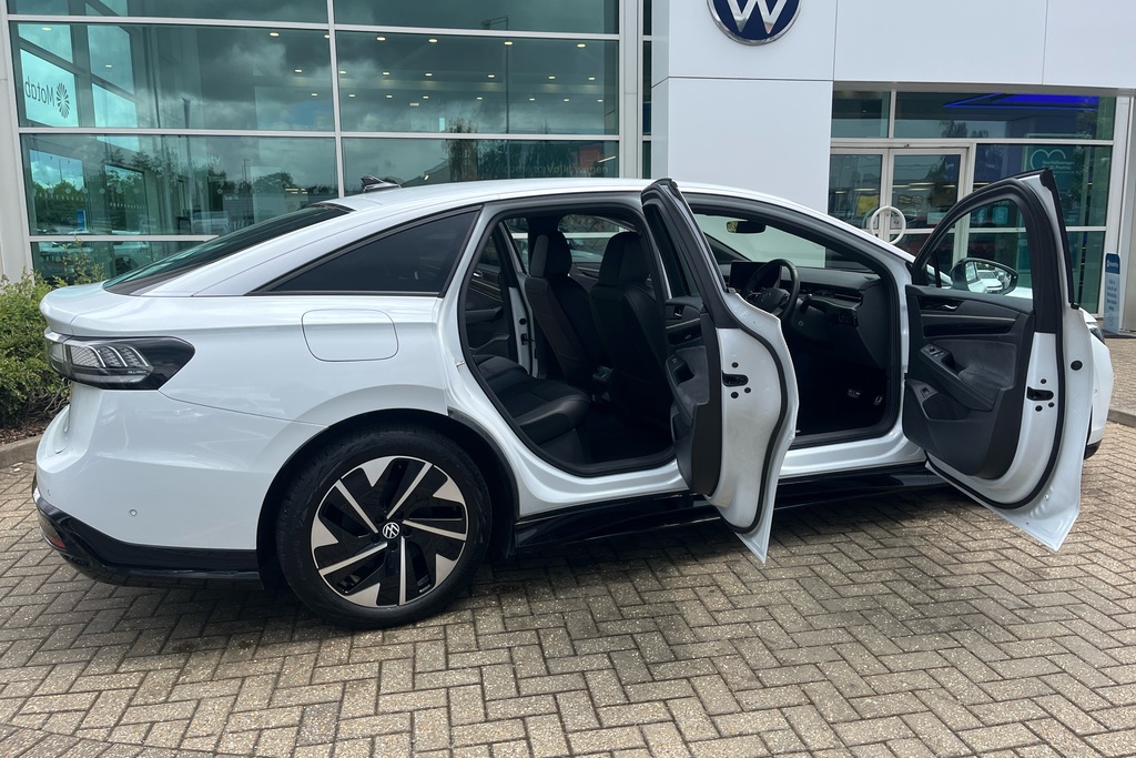 Volkswagen ID.7 Match Pro Plus Blue #48