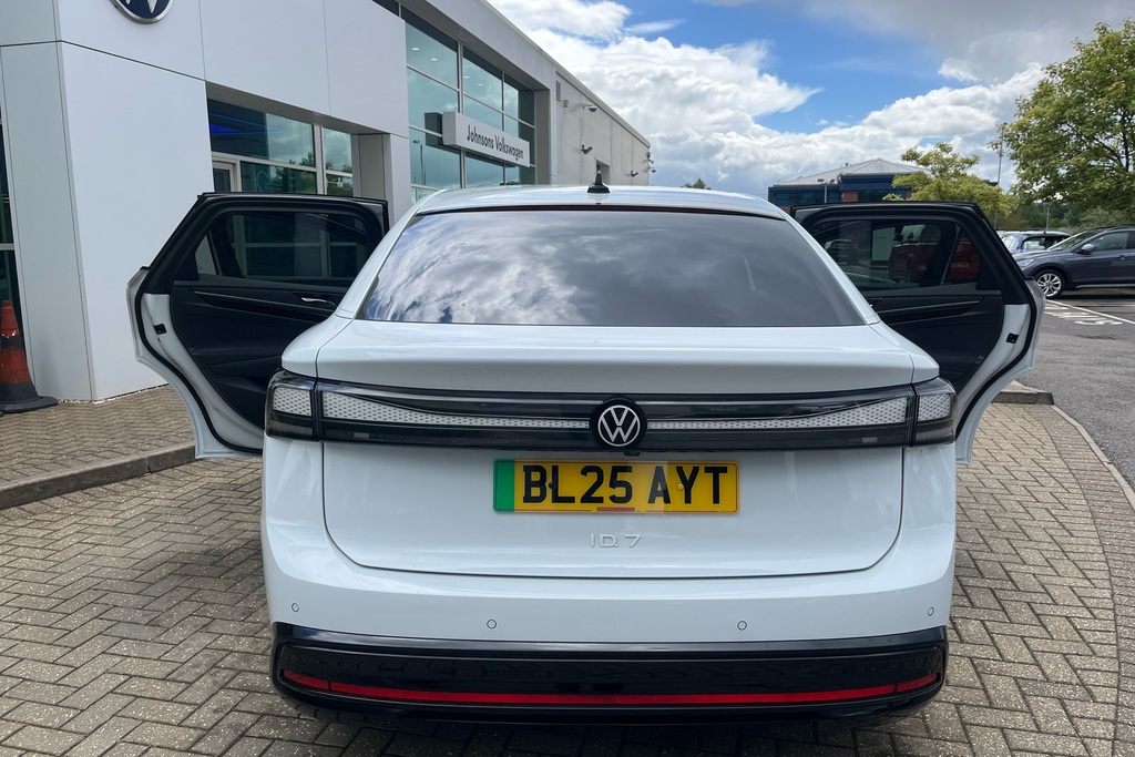 Volkswagen ID.7 Match Pro Plus Blue #50