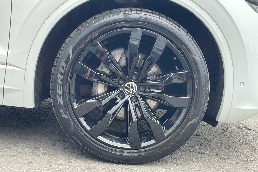 Volkswagen Touareg 3.0 V6 Tdi 4Motion Black Edition Tip YC23VMP White #5