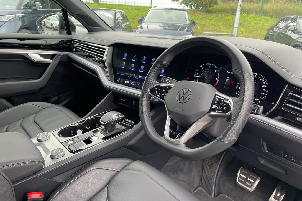 Volkswagen Touareg 3.0 V6 Tdi 4Motion Black Edition Tip YC23VMP White #6