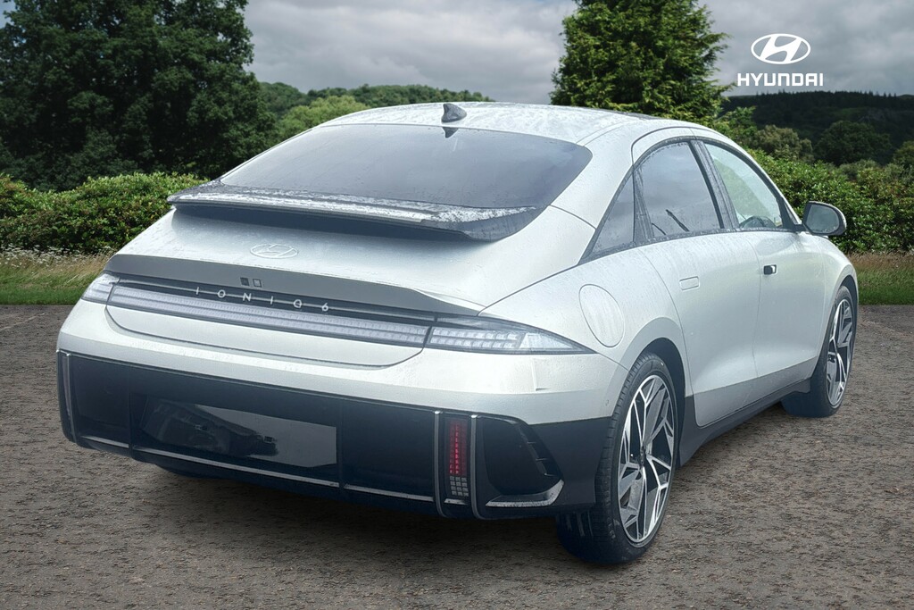 Hyundai Ioniq 6 Ultimate Gold #5