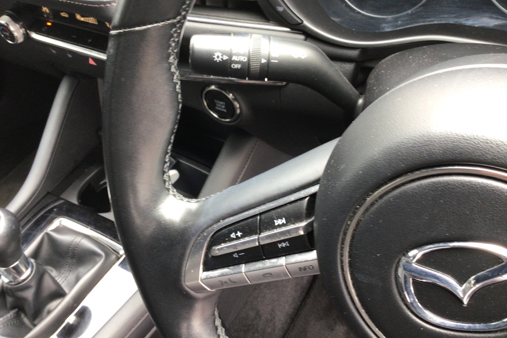 Mazda 3 2.0 E-skyactiv-x Mhev Sport Lux Hatchback Petr  #25