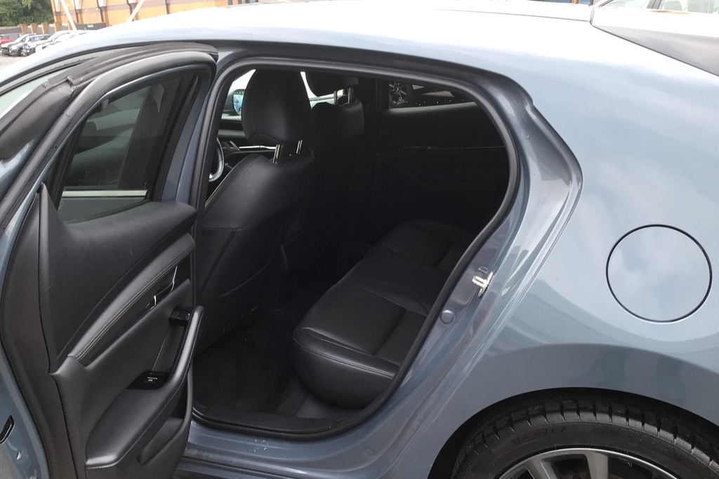 Mazda 3 2.0 E-skyactiv-x Mhev Sport Lux Hatchback Petr  #12