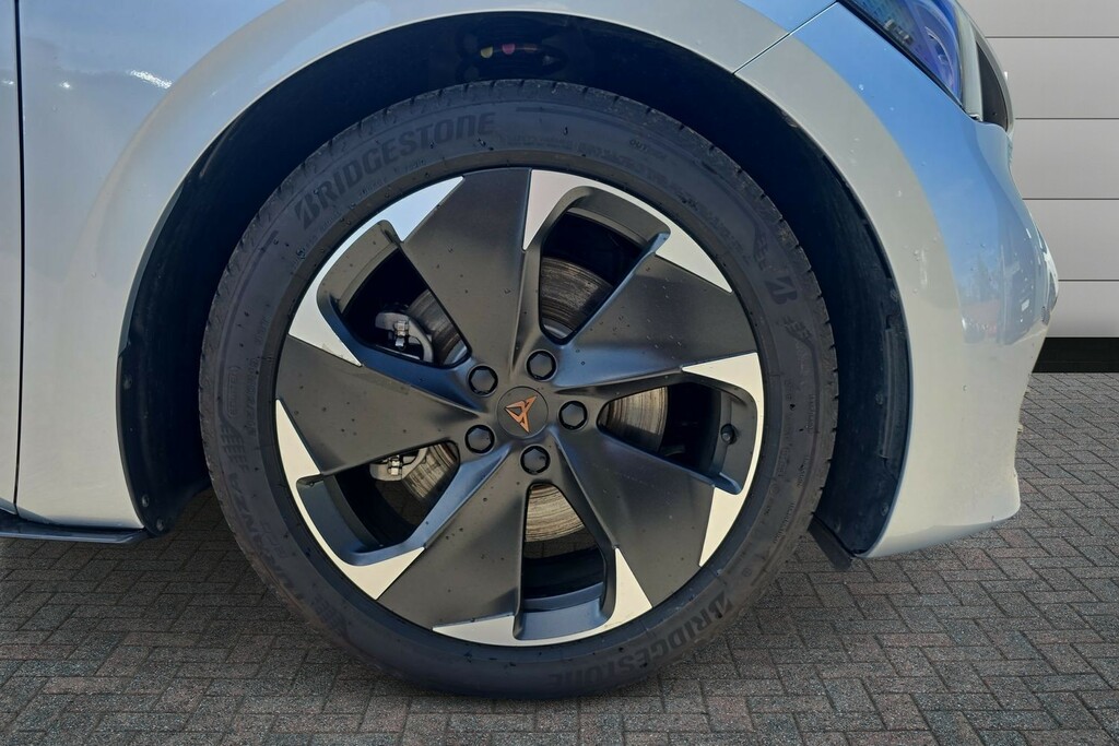 Cupra Born 170Kw E-boost V1 59Kwh Silver #5