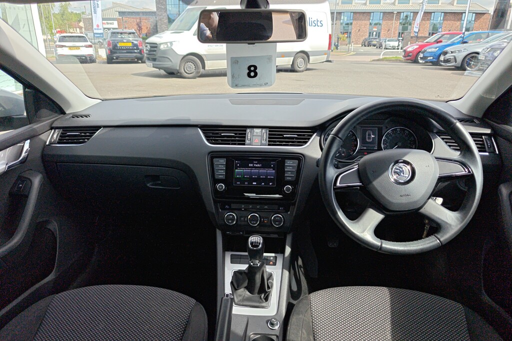 Skoda Octavia 2.0 Tdi Cr Se Silver #3