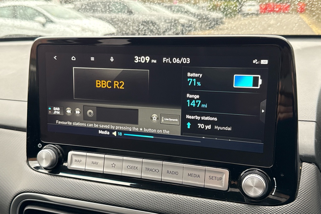 Hyundai Kona Premium Black #18