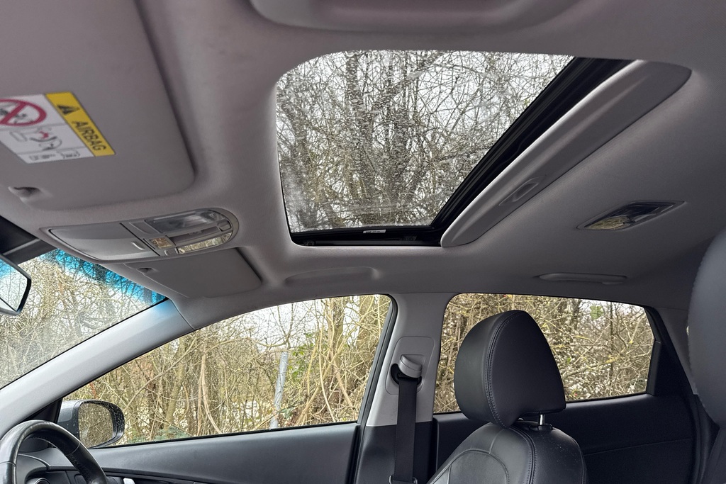Hyundai Kona Premium Black #37