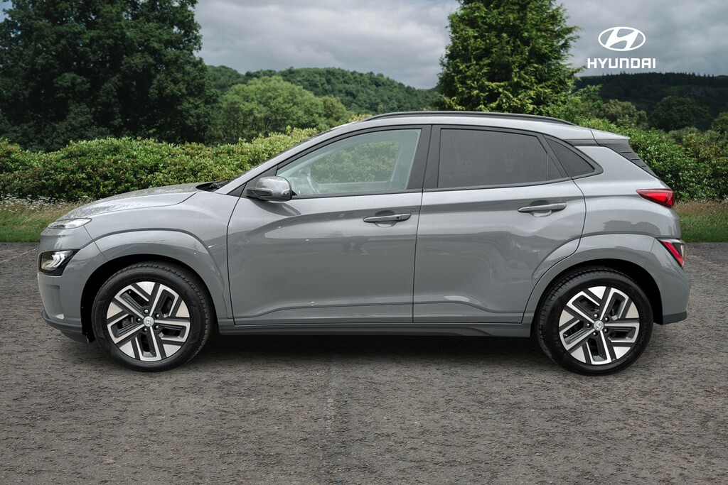 Hyundai Kona Premium Black #9