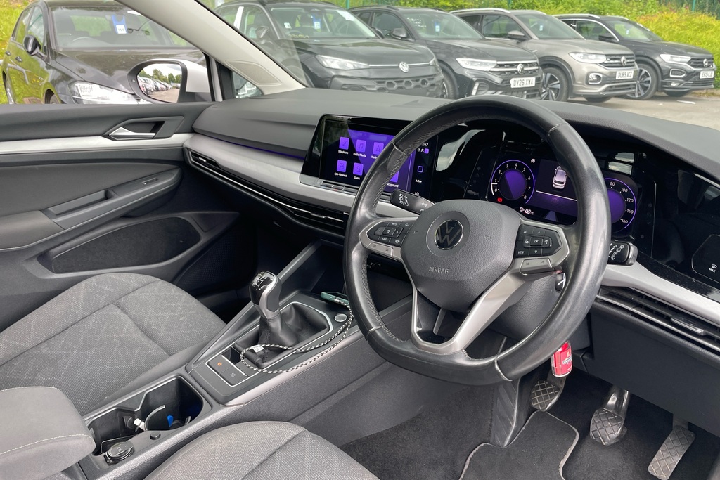 Volkswagen Golf 1.5 Tsi Life DV22LPF White #6