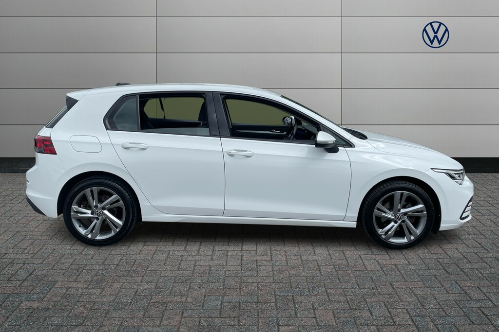 Volkswagen Golf 1.5 Tsi Life DV22LPF White #4