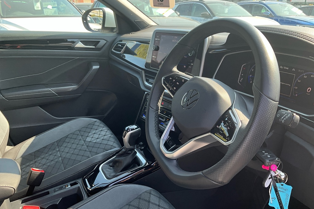 Volkswagen T-Roc Active Grey #22