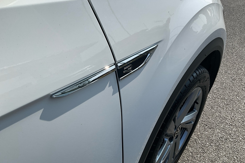 Volkswagen T-Roc Active Grey #26