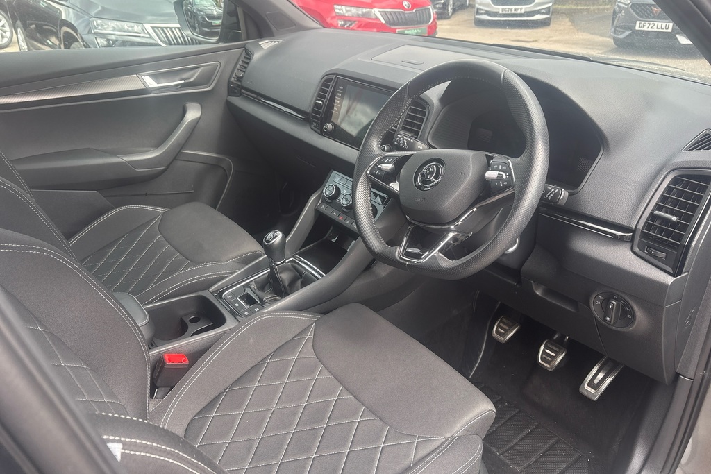 Skoda Karoq 1.5 Tsi Sportline DA23TYU Grey #6
