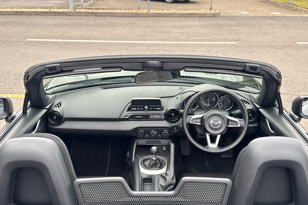 Mazda MX-5 1.5 132 Se SE19NWS Black #3