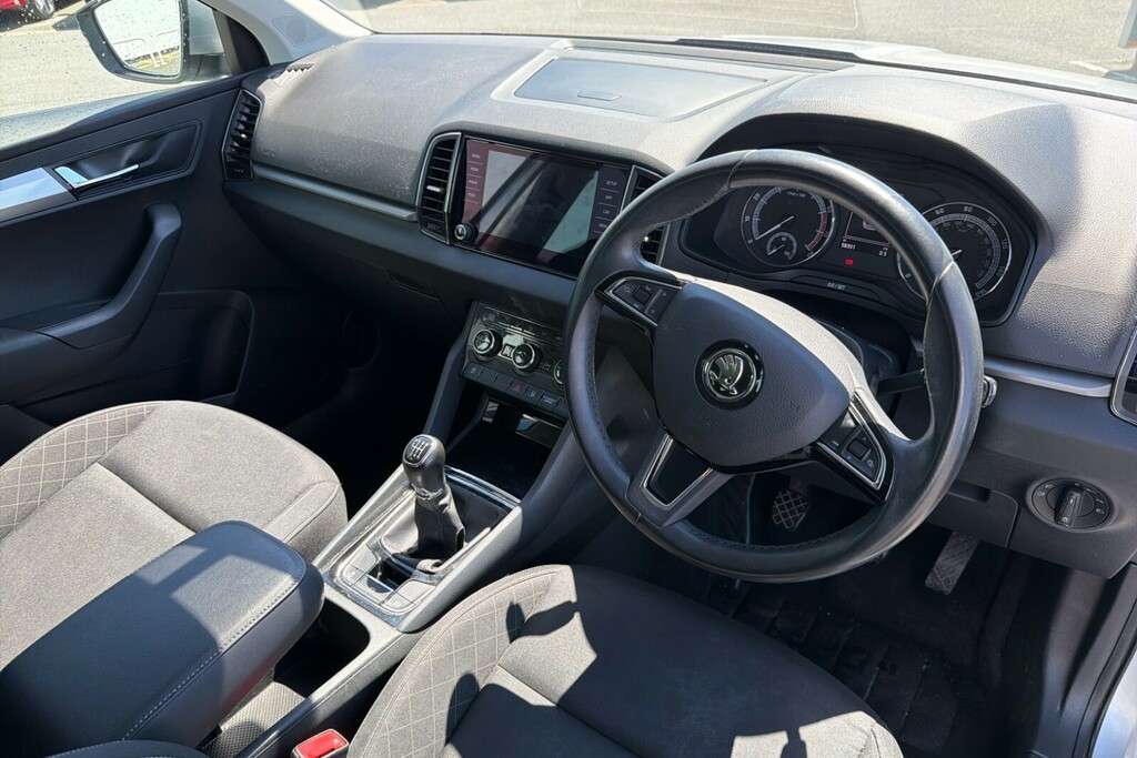 Skoda Karoq 1.5 Tsi Se Silver #6