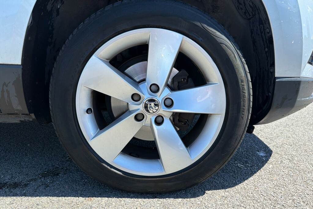 Skoda Karoq 1.5 Tsi Se Silver #5