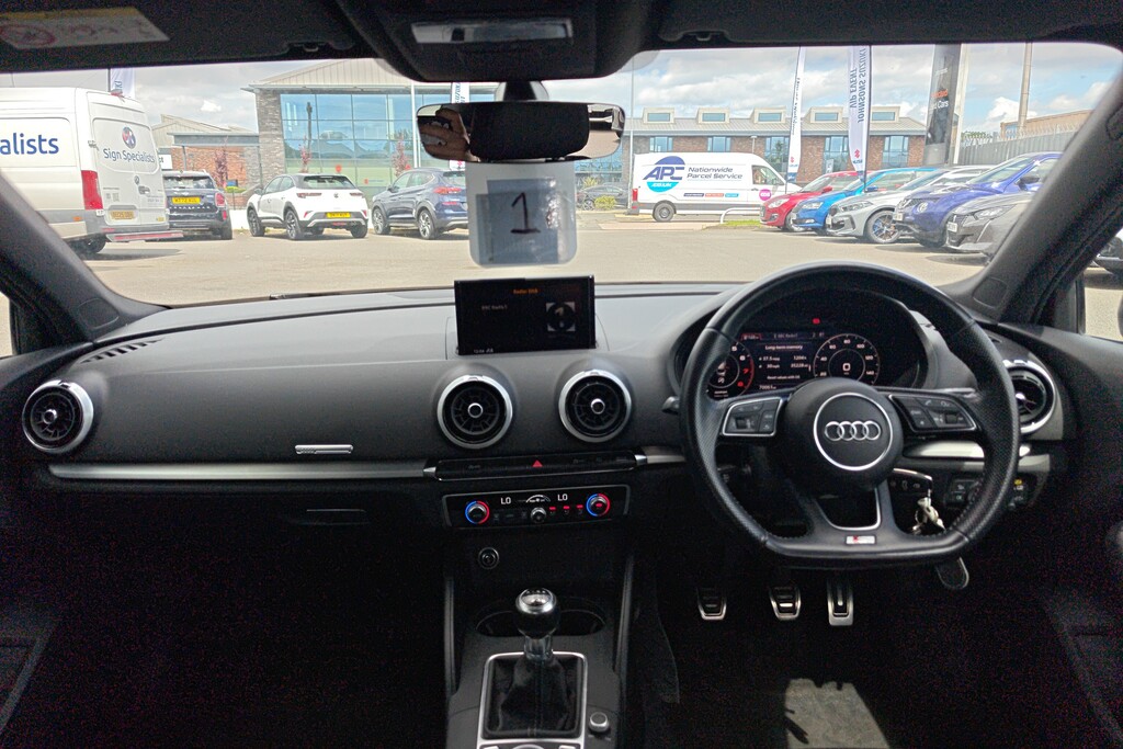 Audi A3 1.5 Tfsi S Line Grey #3