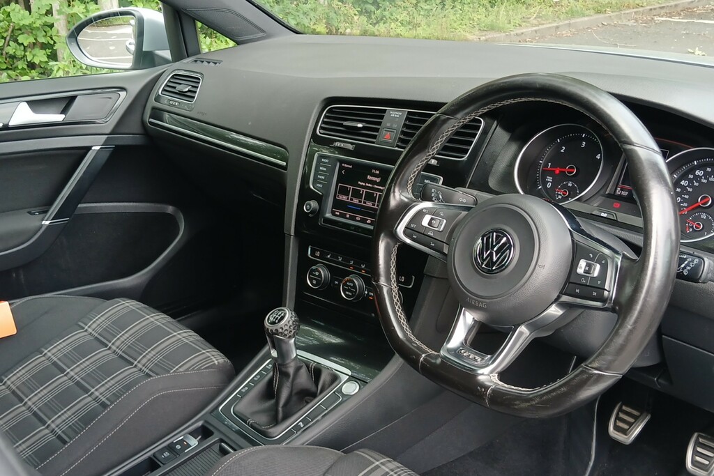 Volkswagen Golf 2.0 Tdi Gtd Nav DY17WOJ Silver #6