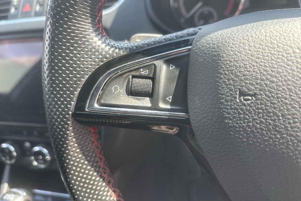 Skoda Octavia 1.0 Tsi Se 2019 Grey #22