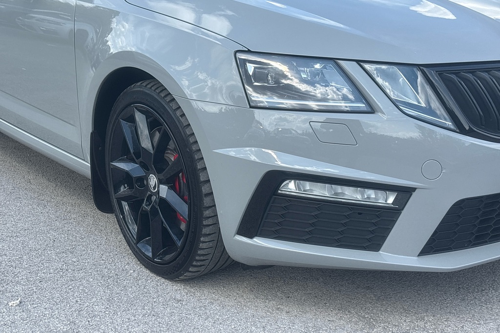 Skoda Octavia 1.0 Tsi Se 2019 Grey #9