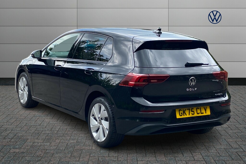 Volkswagen Golf 1.5 Tsi 204 Match Ehybrid Dsg Black #3