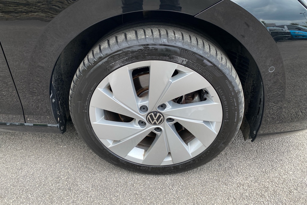 Volkswagen Golf 1.5 Tsi 204 Match Ehybrid Dsg Black #5