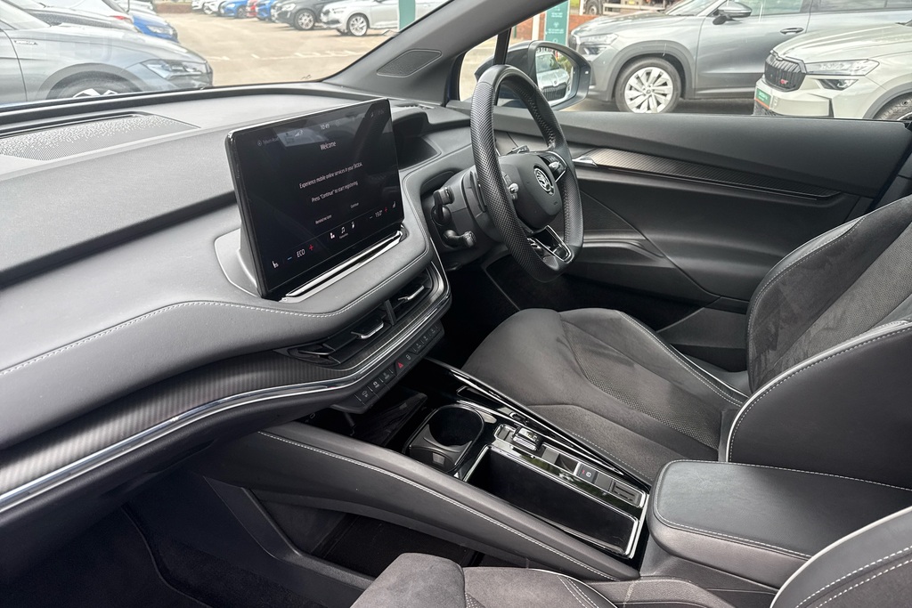 Skoda ENYAQ 195Kw 80X Sportline Plus 82Kwh 4X4 VU73MKN Blue #2