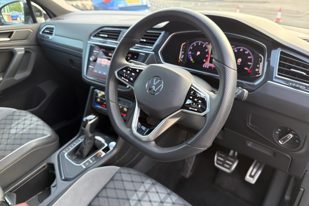 Volkswagen Tiguan 1.5 Tsi 150 Black Edition Dsg WN24XDL Silver #6