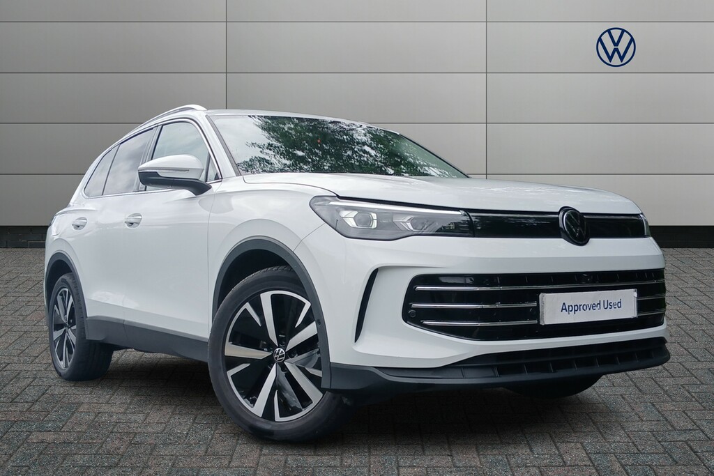 Volkswagen Tiguan 1.5 Etsi 150 Elegance Launch Edition Dsg White