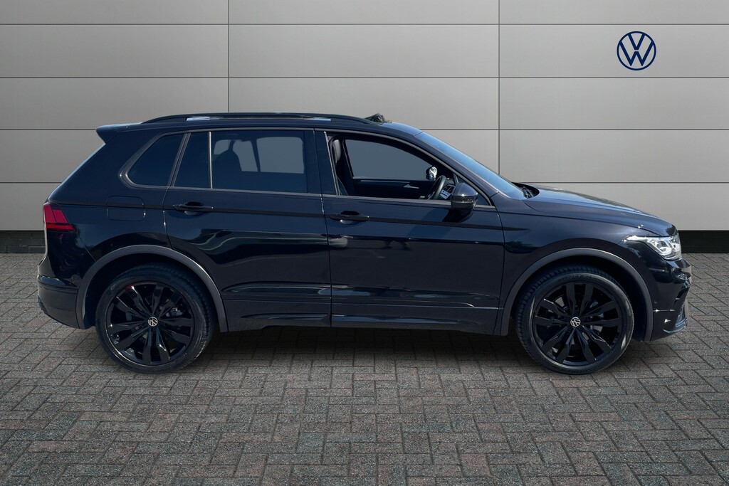 Volkswagen Tiguan 1.4 Tsi Ehybrid Black Edition Dsg BF24OEM Black #4