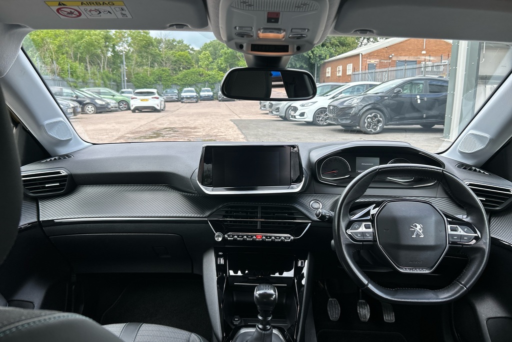Peugeot 208 1.2 Puretech 100 Gt Line White #40