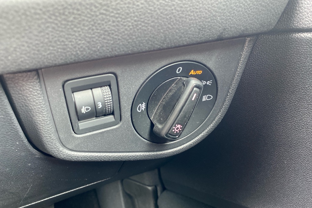 Volkswagen Polo Se Grey #23