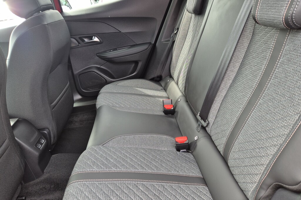 Peugeot 2008 Allure Grey #8