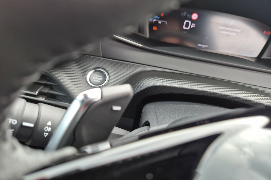 Peugeot 2008 Allure Grey #41