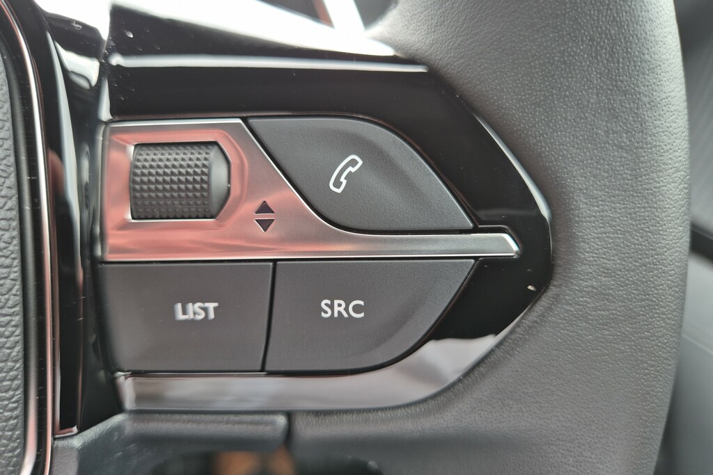Peugeot 2008 Allure Grey #59