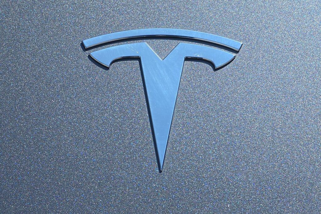 Tesla Model 3 Performance Awd Alloys, Pan-roof, Rev Grey #25