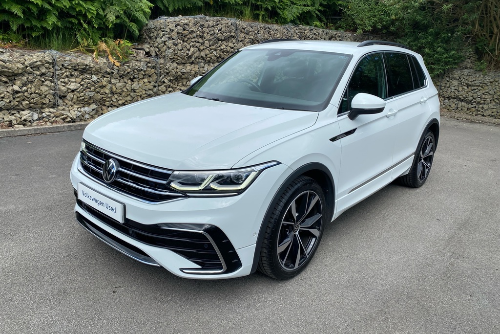 Volkswagen Tiguan Active Black #16