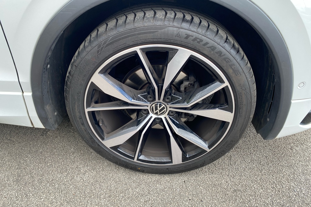 Volkswagen Tiguan 1.5 Tsi 150 R-line Dsg White #5