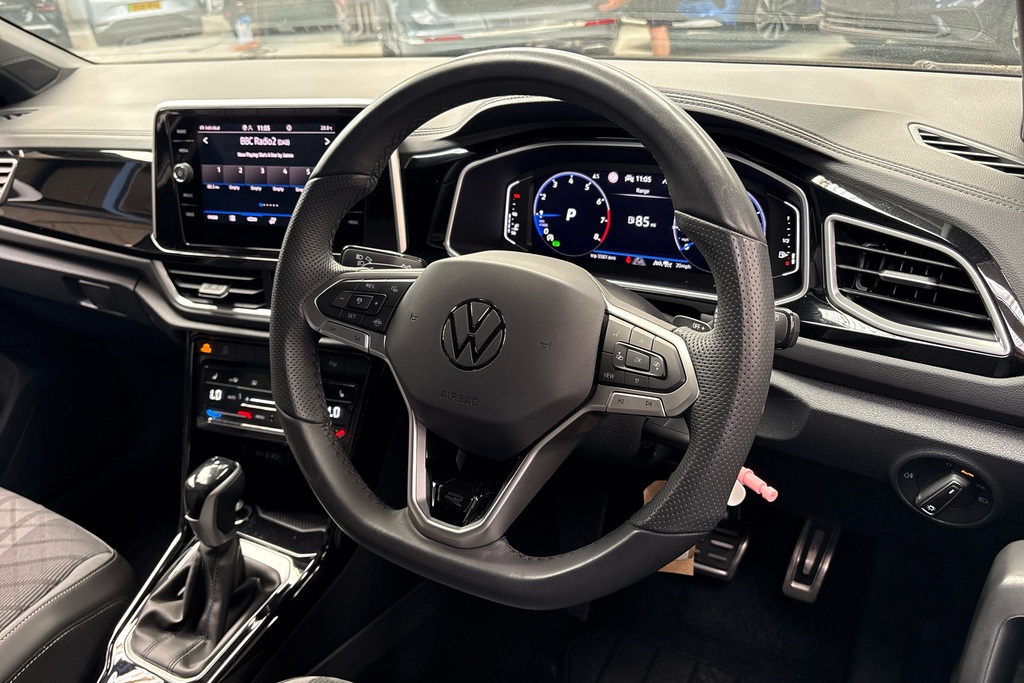 Volkswagen T-Roc 1.5 Tsi R-line Dsg DA75ZNV Black #6