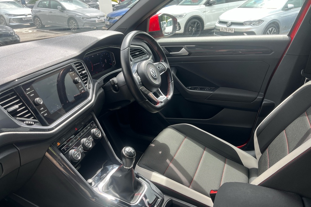 Volkswagen T-Roc 1.5 Tsi Evo Sel Red #2