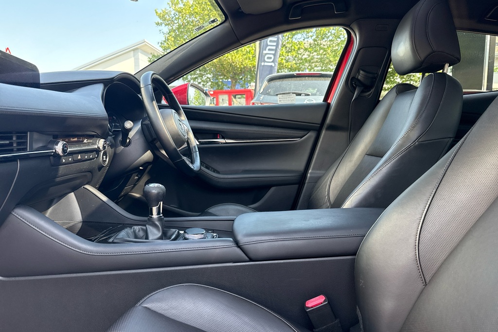 Mazda 3 2.0 E-skyactiv X Mhev 186 Gt Sport YN71KLP Red #6