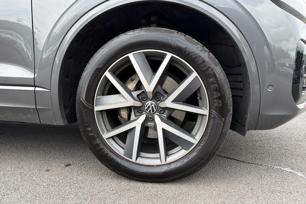 Volkswagen Touareg 3.0 V6 Tdi 4Motion R-line Tech Tip Grey #5