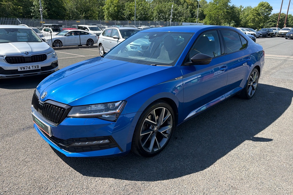Skoda Superb 2L Se Technology Blue #36