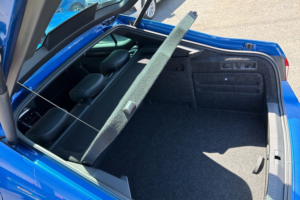 Skoda Superb 2L Se Technology Blue #17