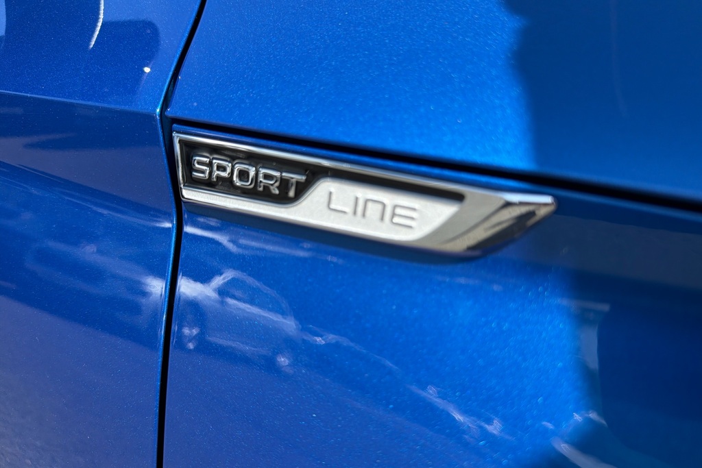 Skoda Superb 2L Se Technology Blue #42