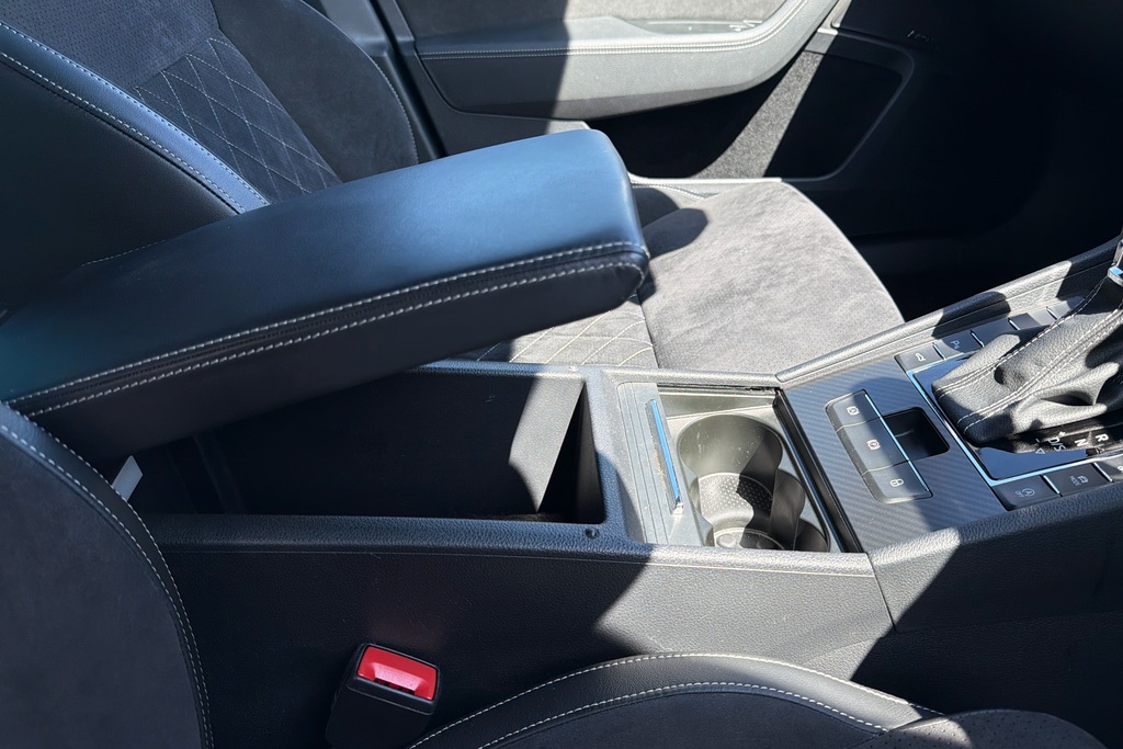 Skoda Superb 2L Se Technology Blue #29