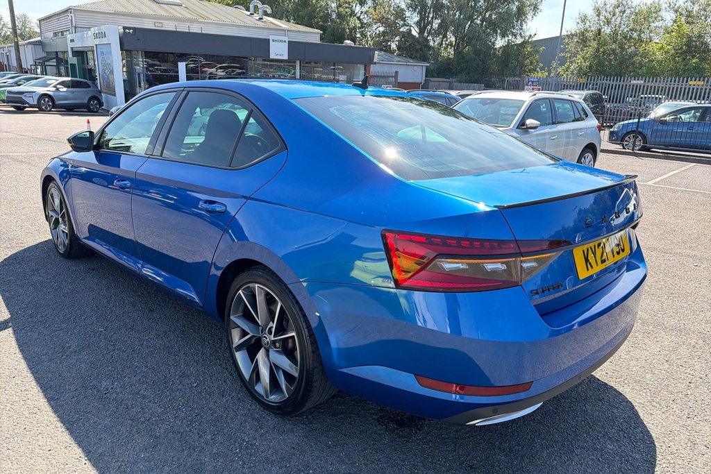 Skoda Superb 2L Se Technology Blue #38