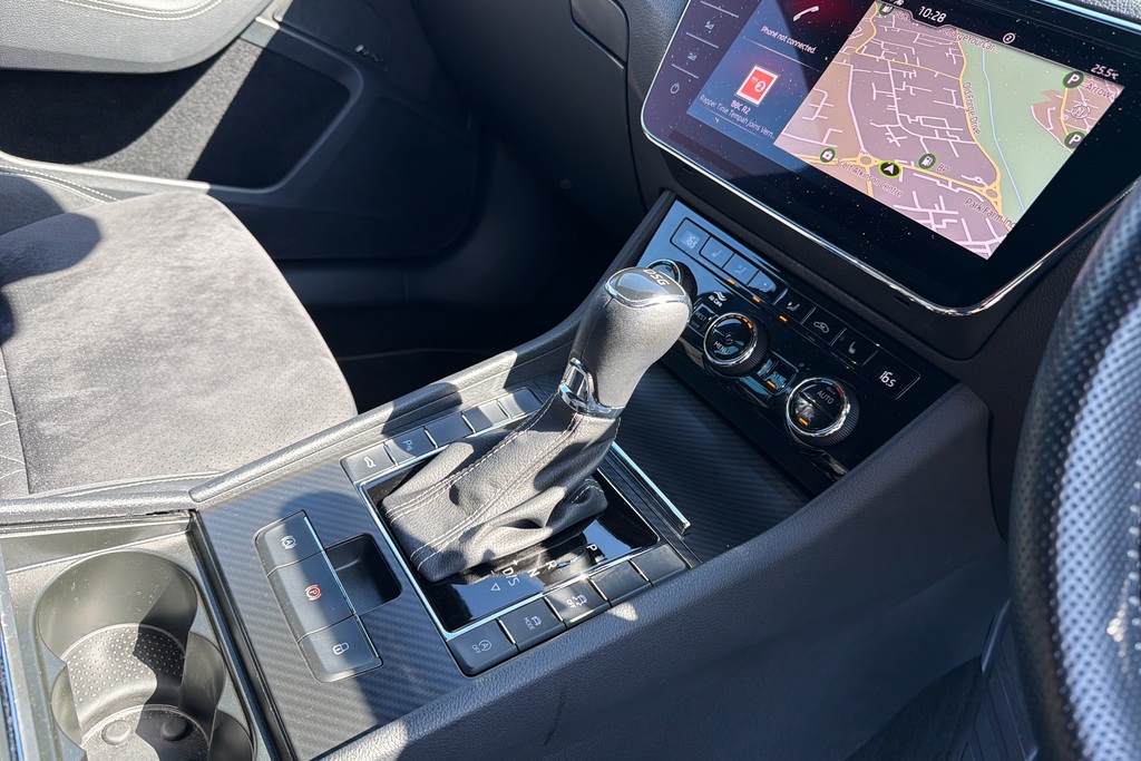 Skoda Superb 2L Se Technology Blue #15