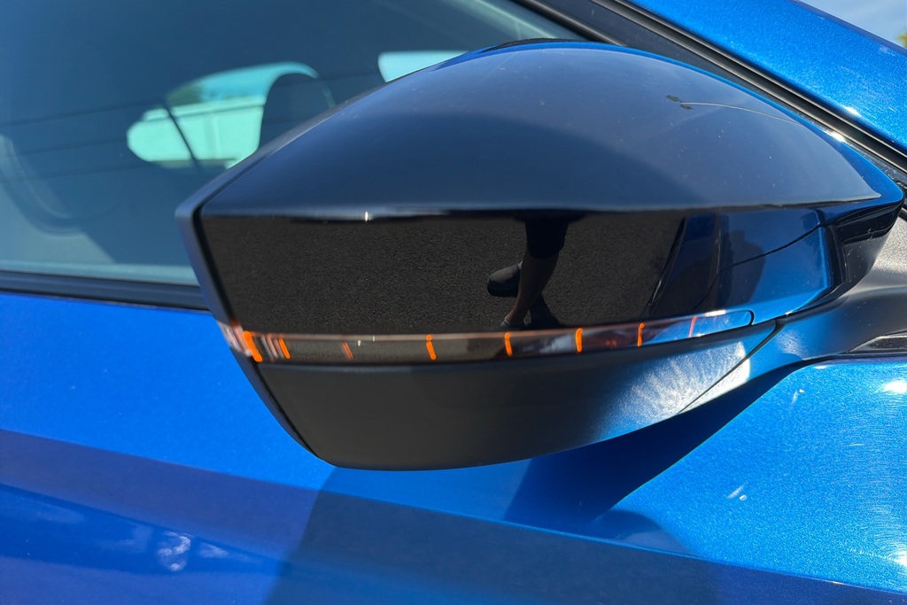 Skoda Superb 2L Se Technology Blue #33